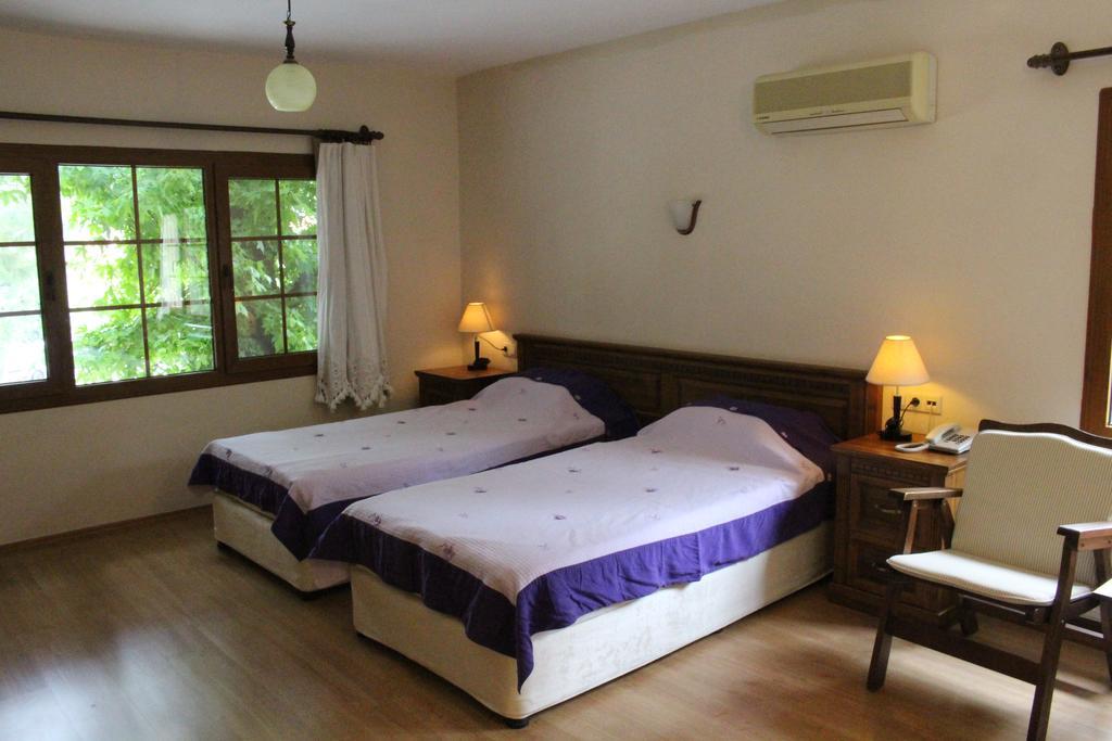Nirvana Hotel เกอเจค ภายนอก รูปภาพ