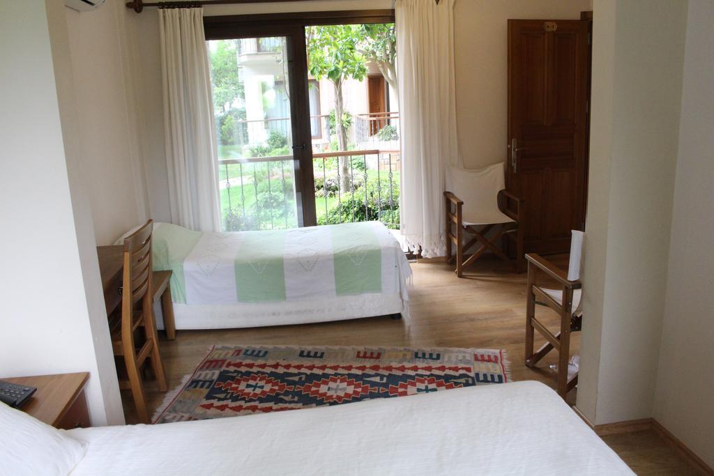 Nirvana Hotel เกอเจค ภายนอก รูปภาพ