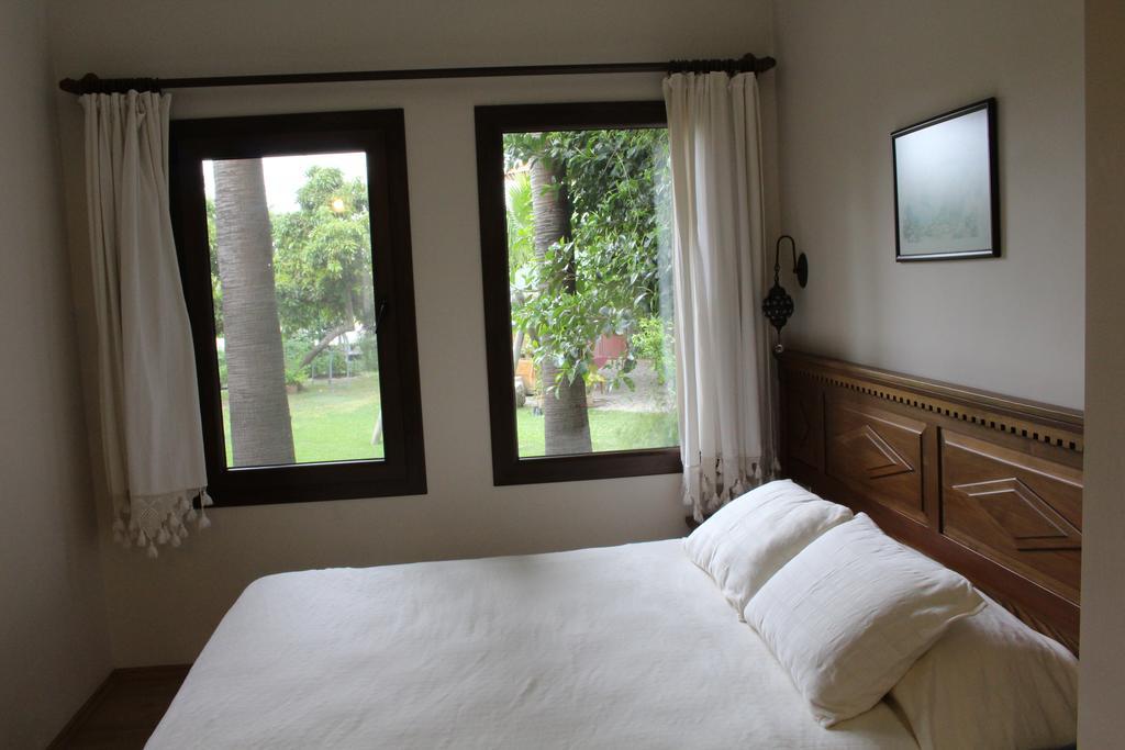 Nirvana Hotel เกอเจค ภายนอก รูปภาพ